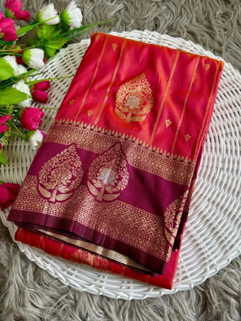 Shimmering Red-Magenta Banarasi-Style Luxaria Silk Saree with Gold Zari Weaving & Designer Pallu